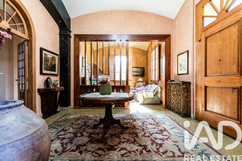 Продажа дома в Кастельяр-дель-Вальес, Барселона, Испания 6 спален, 546м2 №152605 - фото 28