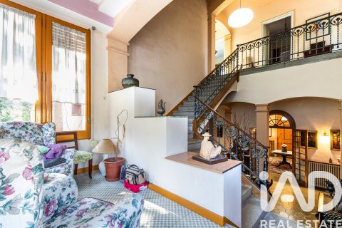 Продажа дома в Кастельяр-дель-Вальес, Барселона, Испания 6 спален, 546м2 №152605 - фото 12