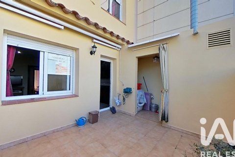 Dom w Cubelles, Barcelona, Hiszpania 4 sypialnie, 270 mkw. nr 152606 – zdjęcie 8