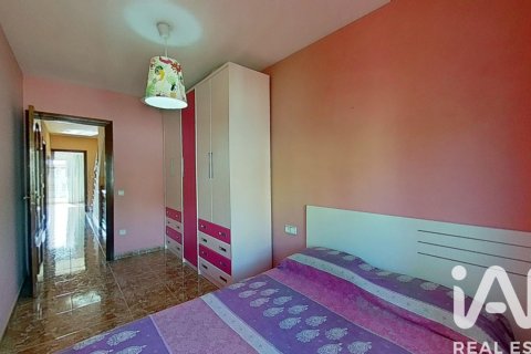 Dom w Cubelles, Barcelona, Hiszpania 4 sypialnie, 270 mkw. nr 152606 – zdjęcie 14