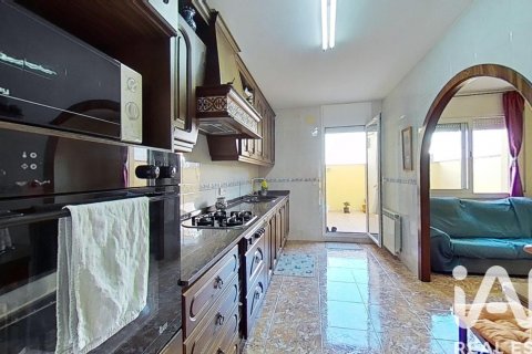 Dom w Cubelles, Barcelona, Hiszpania 4 sypialnie, 270 mkw. nr 152606 – zdjęcie 5