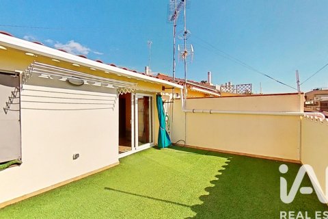 Dom w Cubelles, Barcelona, Hiszpania 4 sypialnie, 270 mkw. nr 152606 – zdjęcie 28