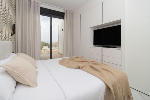 Продажа квартиры в Гуардамар-дель-Сегура, Аликанте, Испания 3 спальни, 126м2 №142818 - фото 18