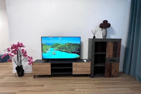 Apartament w Torrevieja, Alicante, Hiszpania 2 sypialnie, 65 mkw. nr 183012 – zdjęcie 22