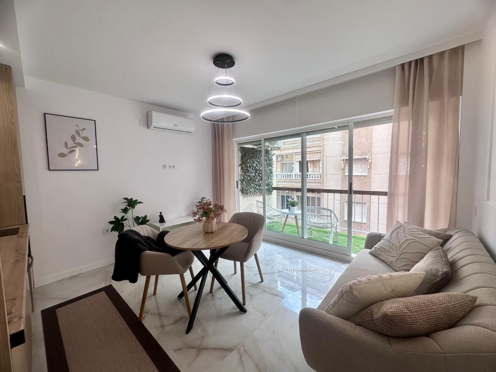 Dzīvoklis Torrevieja, Alicante, Spānijā 51 m2 Nr. 183011