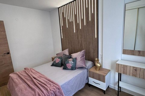 Lägenhet till salu i Torrevieja, Alicante, Spanien 2 sovrum, 64 kvm. Nr. 183013 - foto 7