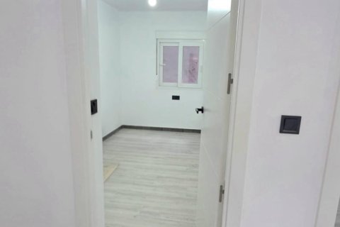 Продажа квартиры в Мьерес, Астурия, Испания 2 спальни, 61м2 №183016 - фото 15