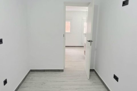 Продажа квартиры в Мьерес, Астурия, Испания 2 спальни, 61м2 №183016 - фото 18