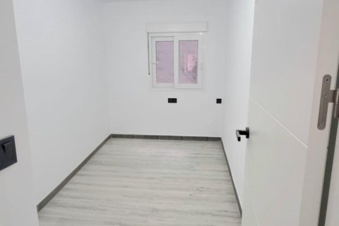 Продажа квартиры в Мьерес, Астурия, Испания 2 спальни, 61м2 №183016 - фото 16