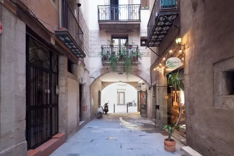 Apartament w Ciutat Vella, Barcelona, Hiszpania 3 sypialnie, 68 mkw. nr 141416 – zdjęcie 8