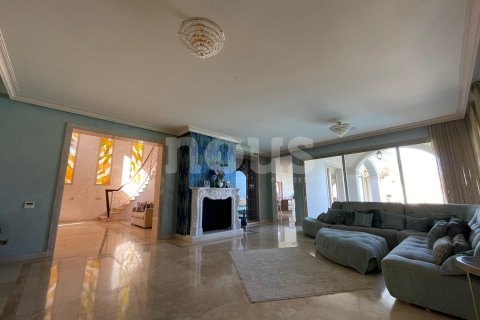 Villa for sale in Adeje, Tenerife, Spain 7 bedrooms, 320 sq.m. No. 164759 - photo 8