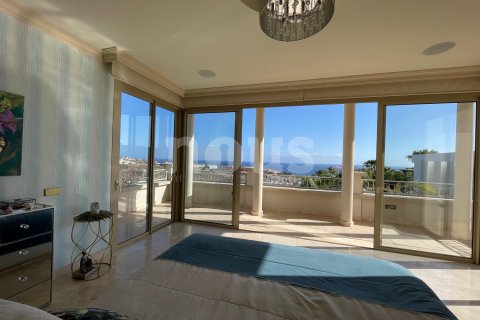 Villa for sale in Adeje, Tenerife, Spain 7 bedrooms, 320 sq.m. No. 164759 - photo 12