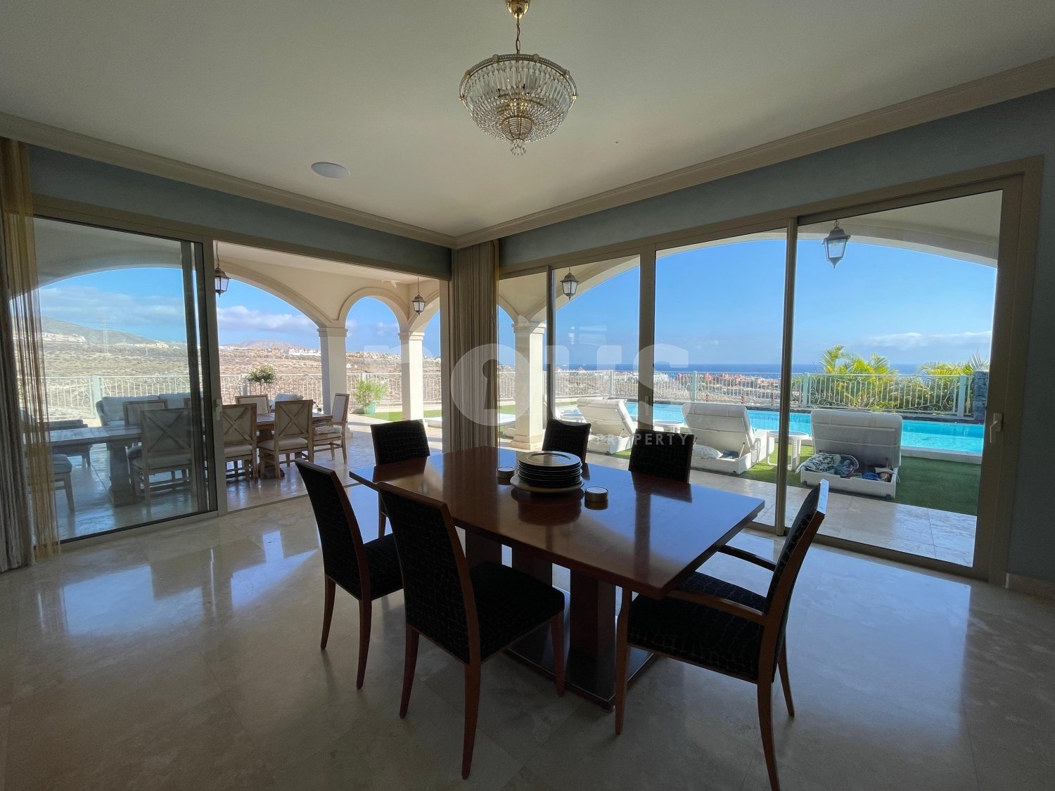 Huvila Adeje, Tenerife, Espanja 7 makuuhuonetta, 320 m2 No. 164759
