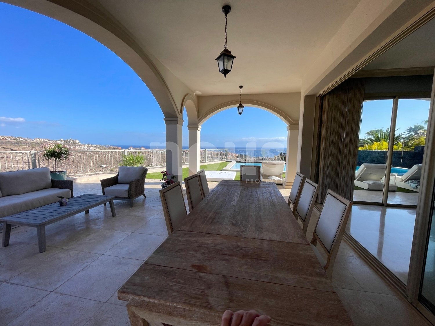 Huvila Adeje, Tenerife, Espanja 7 makuuhuonetta, 320 m2 No. 164759