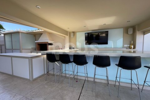 Villa for sale in Adeje, Tenerife, Spain 7 bedrooms, 320 sq.m. No. 164759 - photo 2