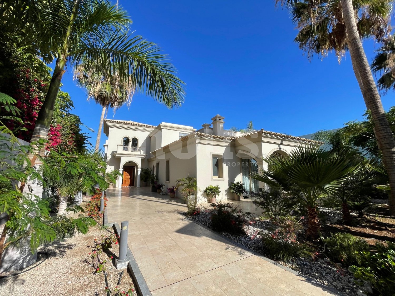 Huvila Adeje, Tenerife, Espanja 7 makuuhuonetta, 320 m2 No. 164759