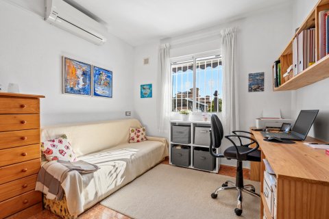 Rindu māja pārdošanā La Marina, Alicante, Spānijā 3 istabas, 72 m2 Nr. 160967 - attēls 17