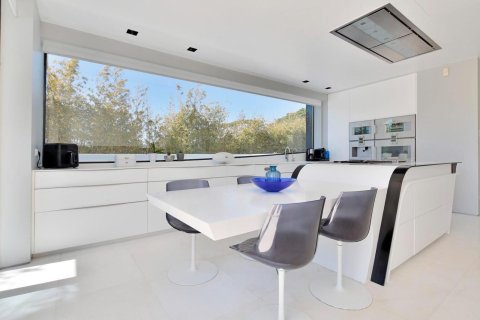 Dom w Gava, Barcelona, Hiszpania 7 sypialni, 1250 mkw. nr 160969 – zdjęcie 21