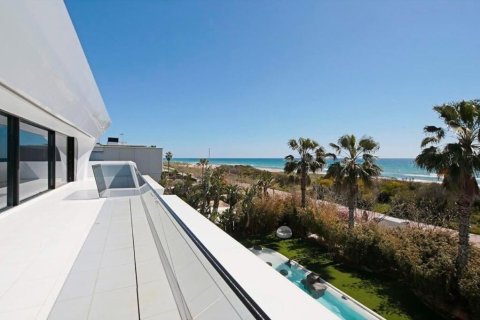 Dom w Gava, Barcelona, Hiszpania 7 sypialni, 1250 mkw. nr 160969