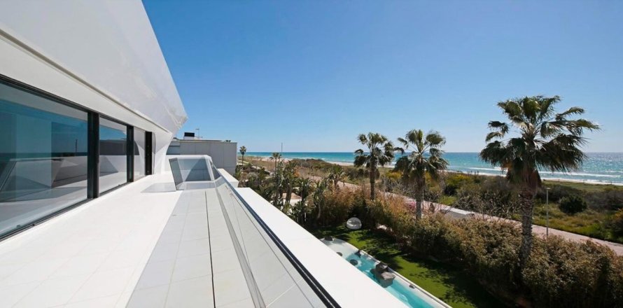 Dom w Gava, Barcelona, Hiszpania 7 sypialni, 1250 mkw. nr 160969