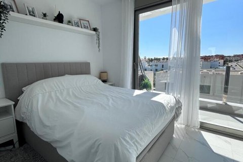 Villa till salu i Villamartin, Alicante, Spanien 5 sovrum, 148 kvm. Nr. 160965 - foto 25