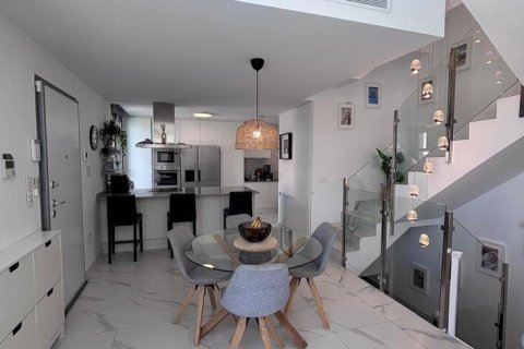 Villa till salu i Villamartin, Alicante, Spanien 5 sovrum, 148 kvm. Nr. 160965 - foto 13