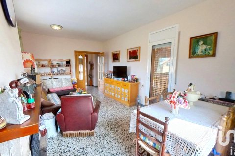 Сasa en venta en Sant Jaume dels Domenys, Tarragona, España 3 dormitorios, 1228 m2 No. 153512 - foto 5