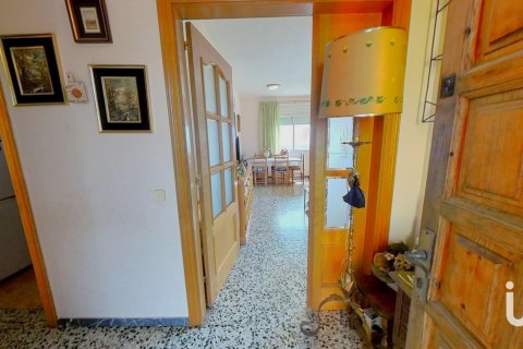 Сasa en venta en Sant Jaume dels Domenys, Tarragona, España 3 dormitorios, 1228 m2 No. 153512 - foto 4