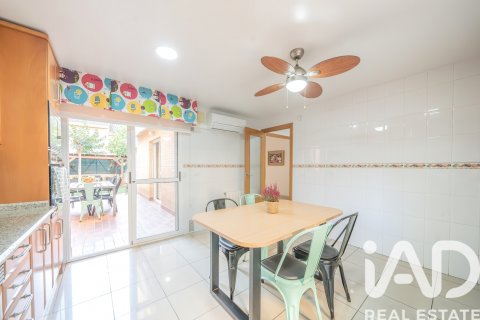 Lägenhet till salu i Alicante, Spanien 6 sovrum, 385 kvm. Nr. 153514 - foto 21