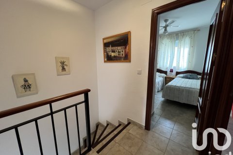 Townhouse for sale in Lepe, Huelva, Spain 3 bedrooms, 86 sq.m. No. 153518 - photo 15