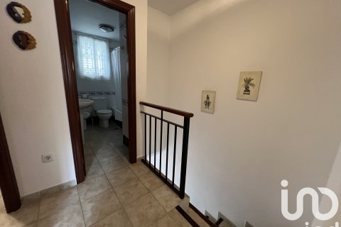 Townhouse for sale in Lepe, Huelva, Spain 3 bedrooms, 86 sq.m. No. 153518 - photo 16