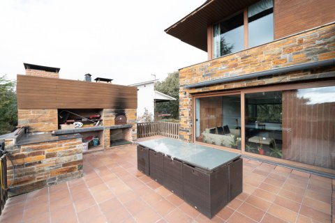 Villa en venta Navalafuente, Madrid, España 4 dormitorios, 428 m2 No. 107563 - foto 13