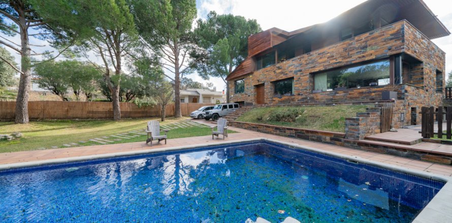 Villa Navalafuente, Madrid, España 4 dormitorios, 428 m2 No. 107563