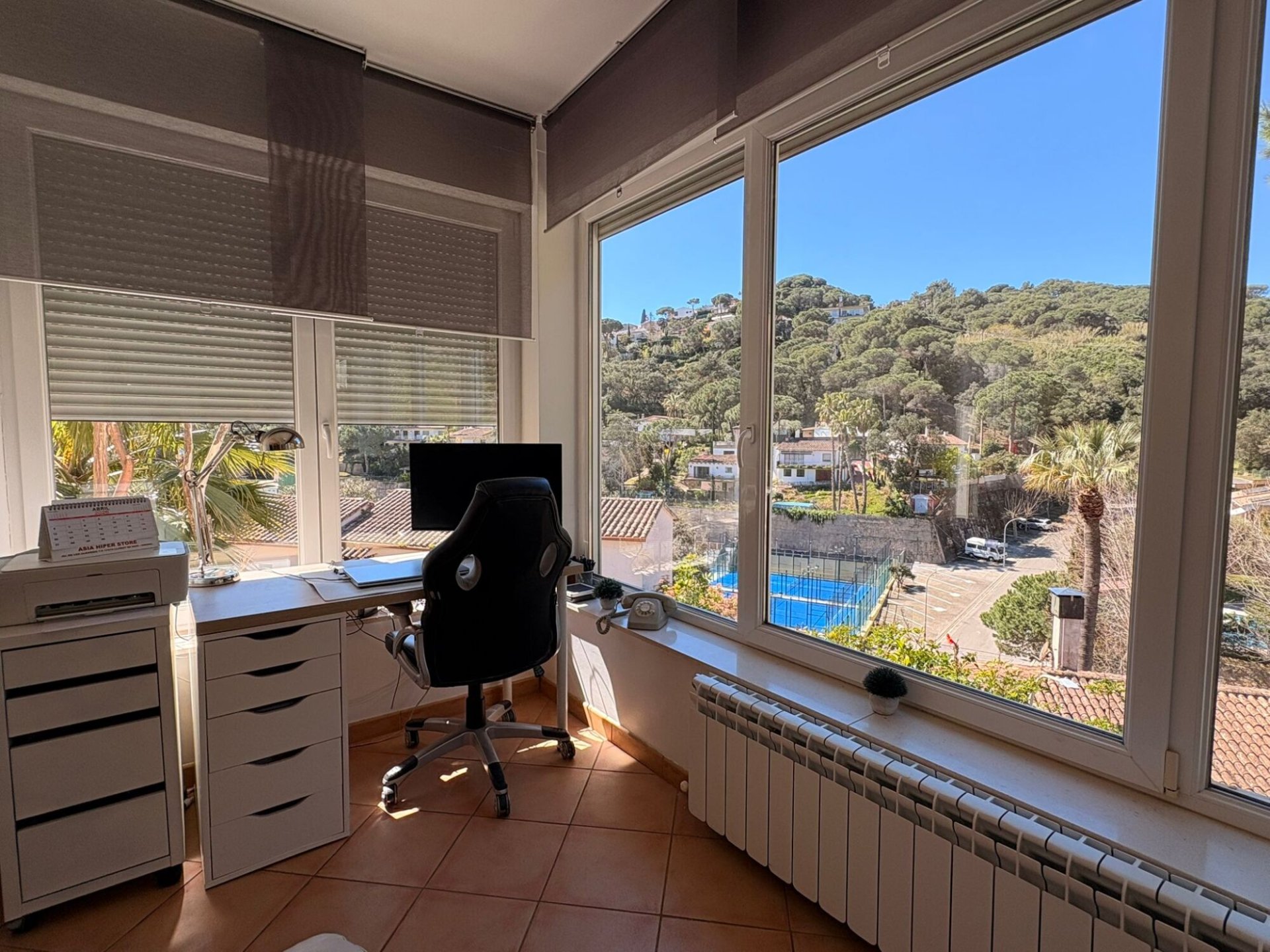 Hus i Lloret de Mar, Girona, Spanien 4 sovrum, 230 kvm. Nr. 164576