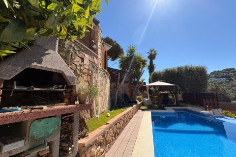 House in Lloret de Mar, Girona, Spain 4 bedrooms, 230 sq.m. No. 164576