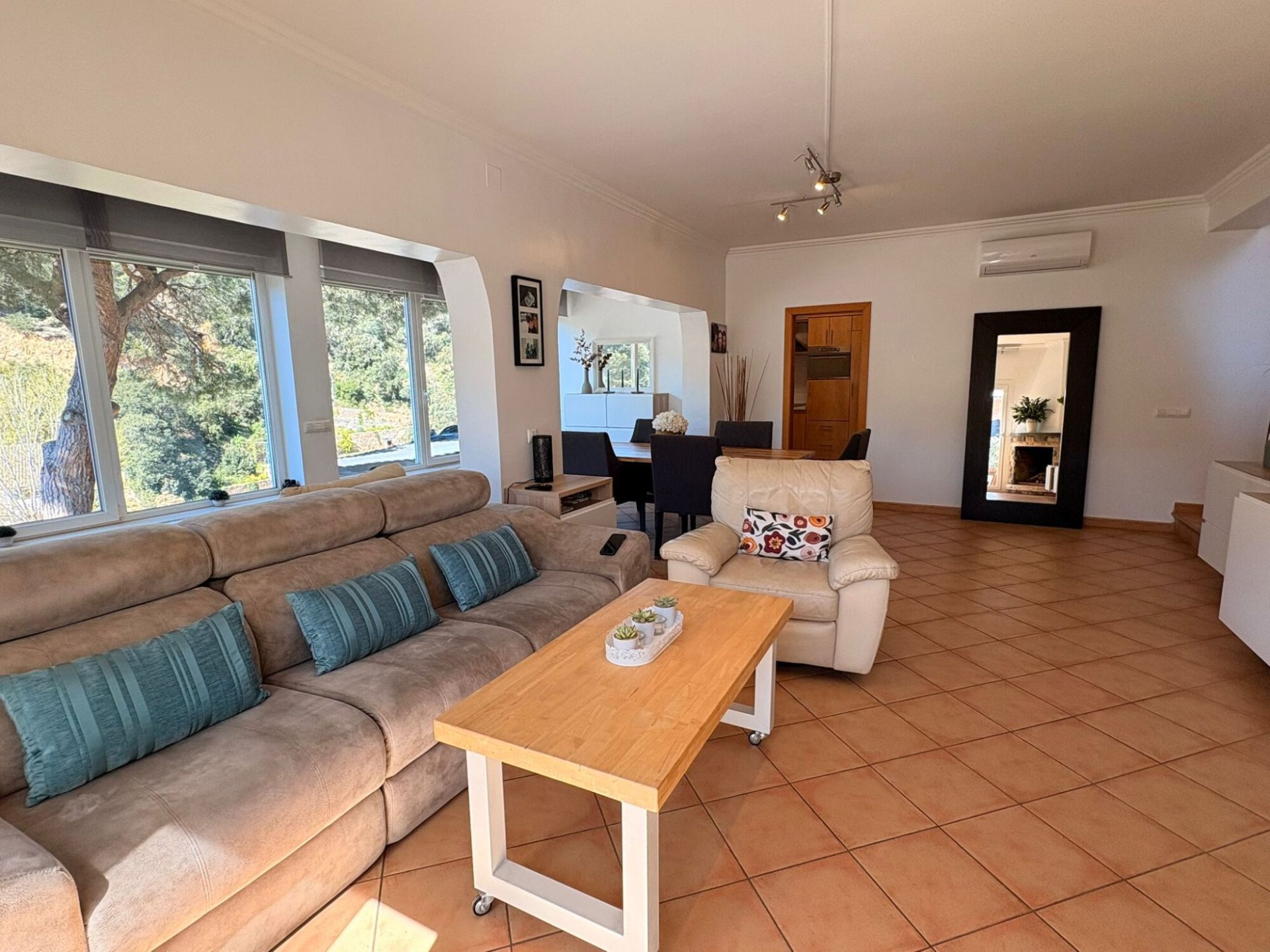Hus i Lloret de Mar, Girona, Spanien 4 sovrum, 230 kvm. Nr. 164576