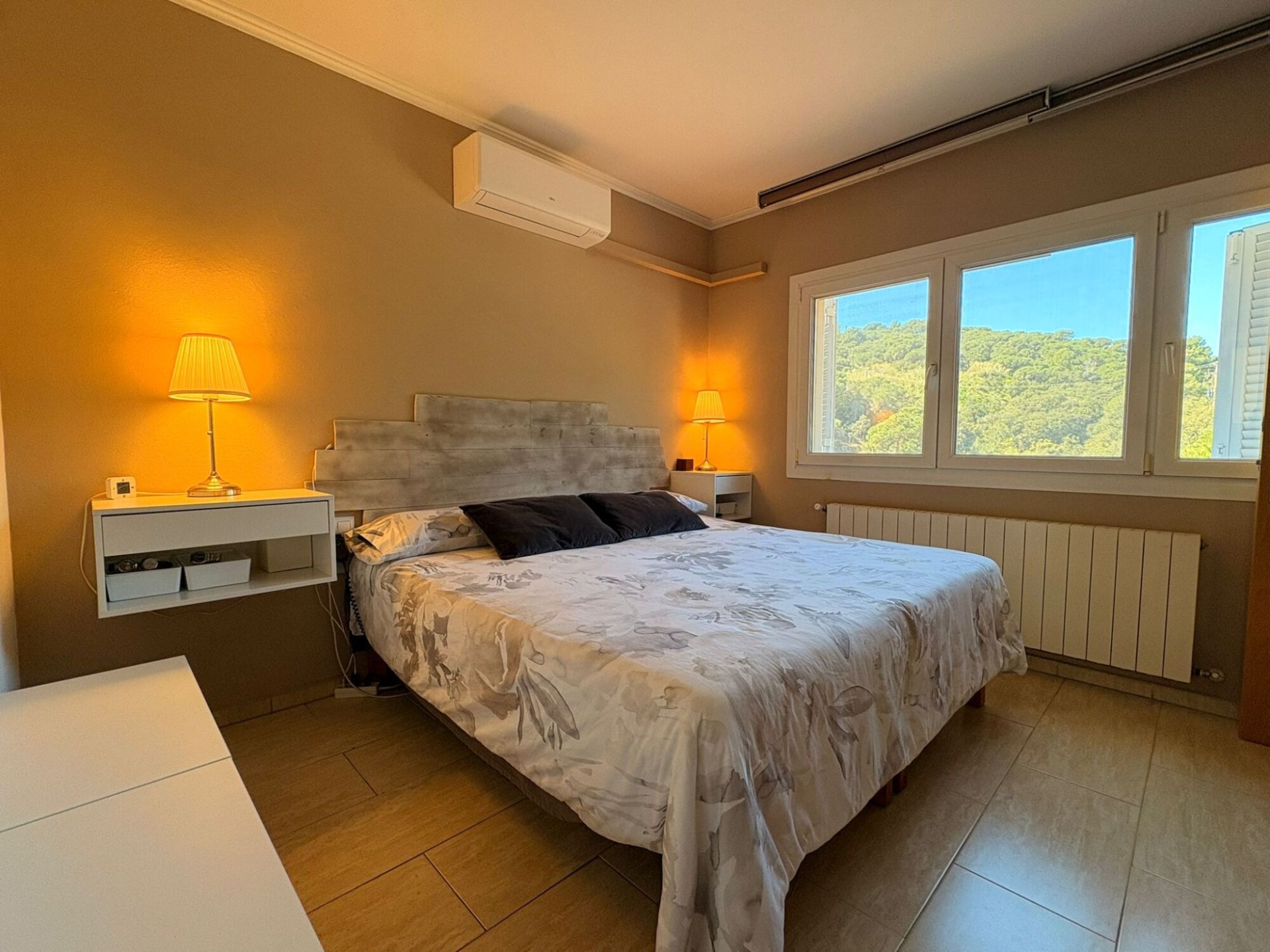 Hus i Lloret de Mar, Girona, Spanien 4 sovrum, 230 kvm. Nr. 164576