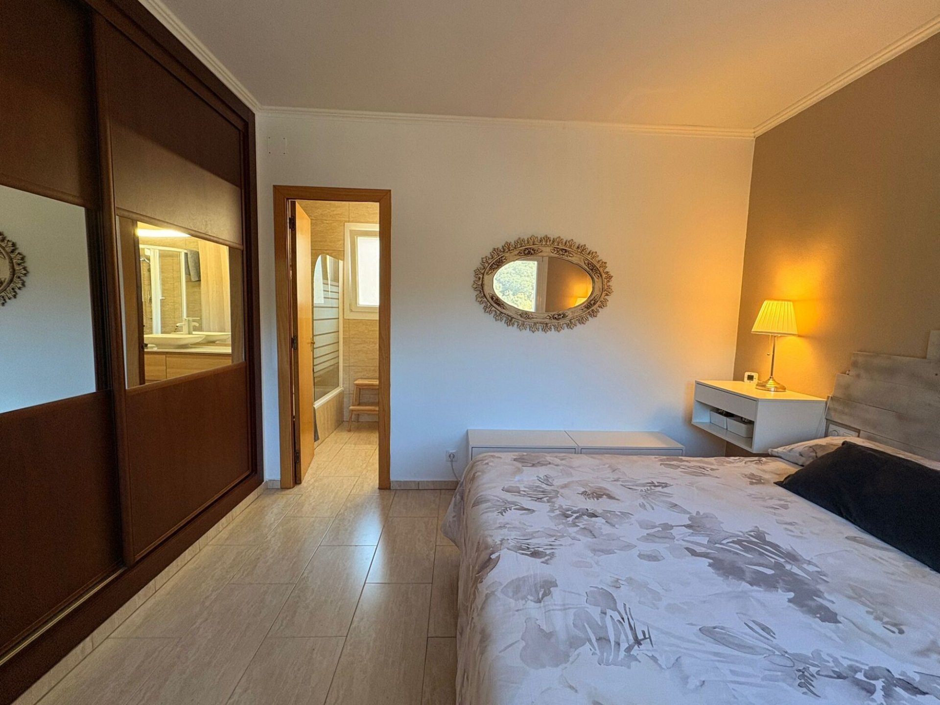 Hus i Lloret de Mar, Girona, Spanien 4 sovrum, 230 kvm. Nr. 164576