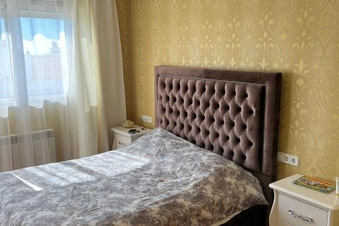 Townhouse for sale in Lloret de Mar, Girona, Spain 4 bedrooms, 264 sq.m. No. 164575 - photo 10