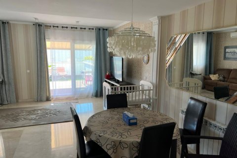 Townhouse for sale in Lloret de Mar, Girona, Spain 4 bedrooms, 264 sq.m. No. 164575 - photo 6