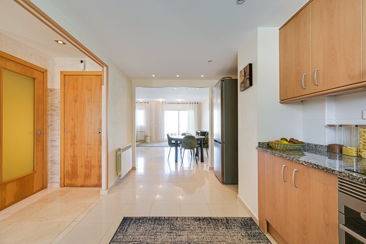 Villetta a schiera a Lloret de Mar, Girona, Spagna 4 camere da letto, 264 mq. N° 164575