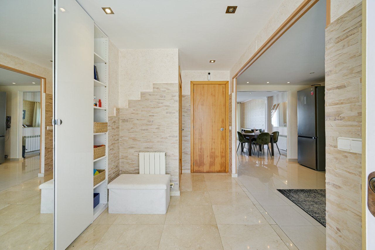 Villetta a schiera a Lloret de Mar, Girona, Spagna 4 camere da letto, 264 mq. N° 164575