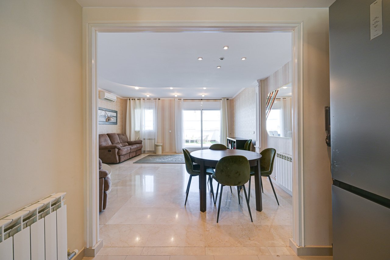 Villetta a schiera a Lloret de Mar, Girona, Spagna 4 camere da letto, 264 mq. N° 164575