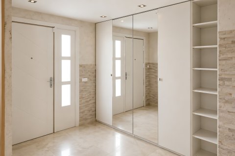 Продажа таухауса в Льорет-де-Мар, Герона, Испания 4 спальни, 264м2 №164575 - фото 8