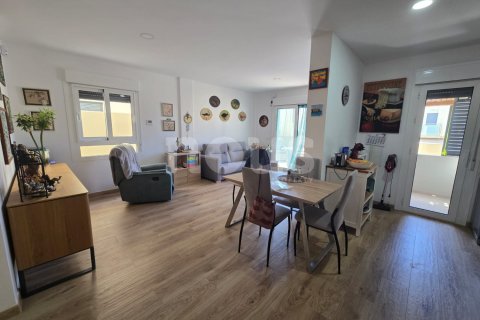 Huoneisto myytävänä Tenerife, Espanja, 2 makuuhuonetta, 83 m2 No. 164573 - kuva 2