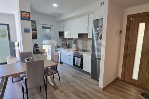 Huoneisto myytävänä Tenerife, Espanja, 2 makuuhuonetta, 83 m2 No. 164573 - kuva 3