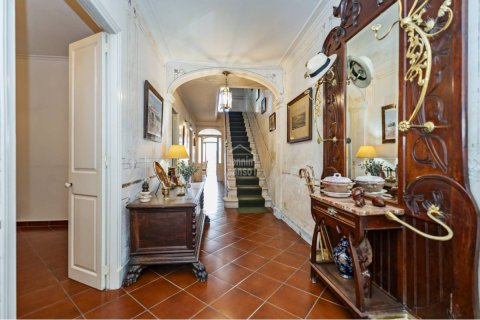 Kaupunkipientalo myytävänä Mahon, Menorca, Espanja, 5 makuuhuonetta, 255 m2 No. 178114 - kuva 5