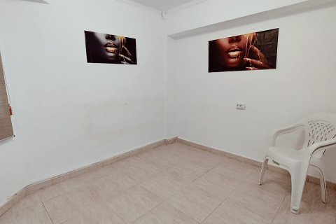 Huoneisto vuokrattavana Alicante, Espanja, 1 makuuhuone, 82 m2 No. 142645 - kuva 7