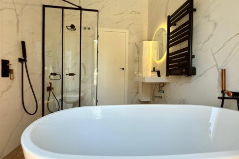 Продажа виллы в Альтеа Ла Велья, Аликанте, Испания 4 спальни, 226м2 №142647 - фото 19