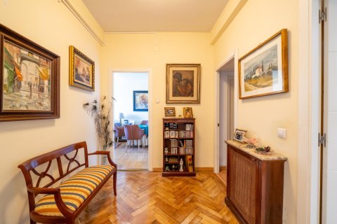 Продажа квартиры в Мадрид, Испания 3 спальни, 163м2 №142649 - фото 13